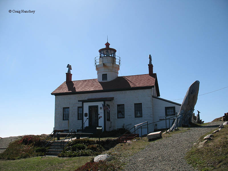 Photo of the Battery Point Lighthouse.