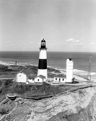 Photo showing erosion at Montauk Point Lighthouse