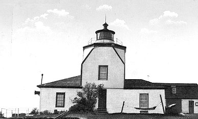 1827 Warwick Lighthouse