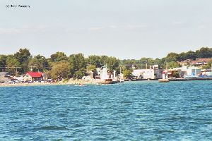 Pulling away from Port Dover docks.